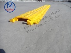 供應(yīng)道路過線槽 線槽板規(guī)格 遼寧過線槽 - 道路減速設(shè)備 - 交通安全設(shè)施 - 安全、防護(hù) - 供應(yīng) - 切它網(wǎng)(QieTa.com)