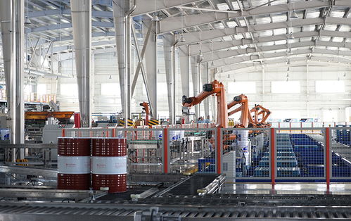 見(jiàn)證祖國(guó)發(fā)展 貢獻(xiàn)潤(rùn)滑價(jià)值——長(zhǎng)城潤(rùn)滑油亮相中國(guó)石化奉獻(xiàn)在北京白皮書(shū)發(fā)布會(huì)